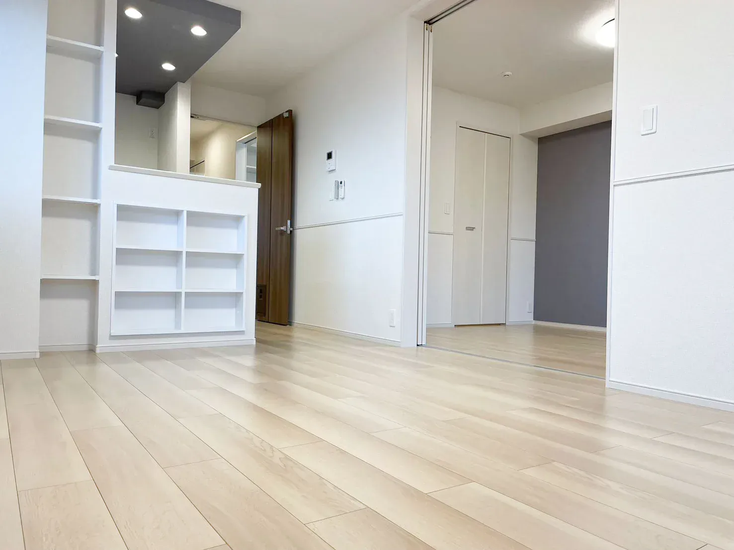 新築マンションの美装作業